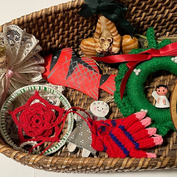 Mixed Lot of 13 Christmas Ornament For Tree Crafts Wreath Making Tier Tray Decor - Picture 5 of 9